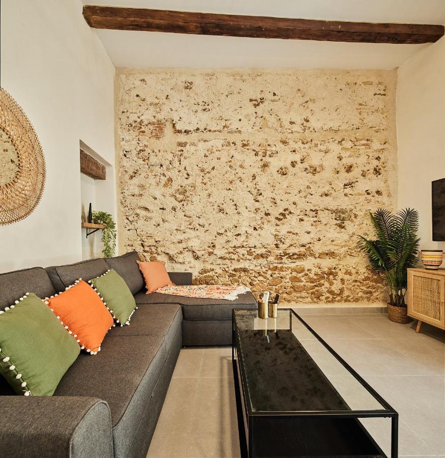 Apartamento Vega Little Apartments Кадис Екстериор снимка