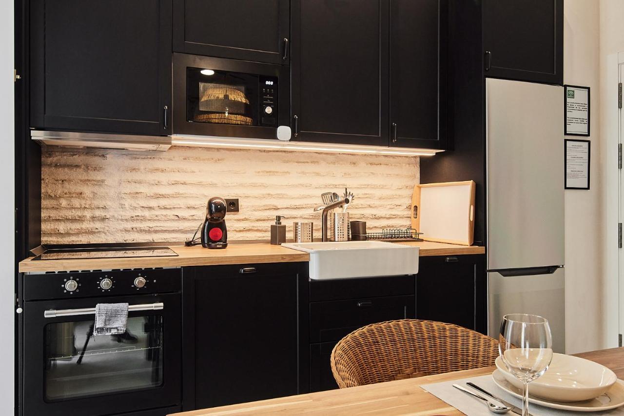 Apartamento Vega Little Apartments Кадис Екстериор снимка